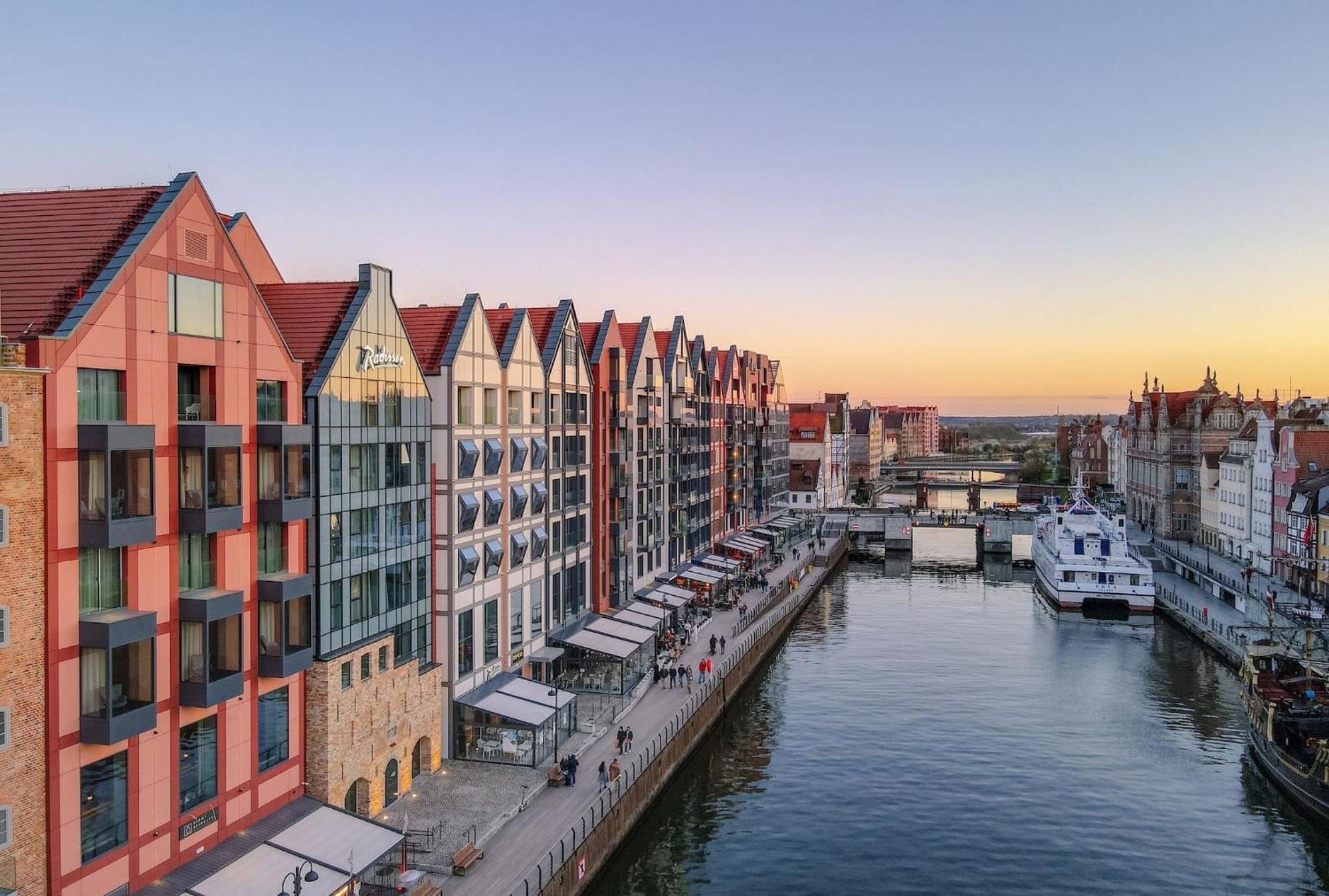 Deo Plaza - Apartamenty W Sercu Gdanska By Rent Like Home Dış mekan fotoğraf