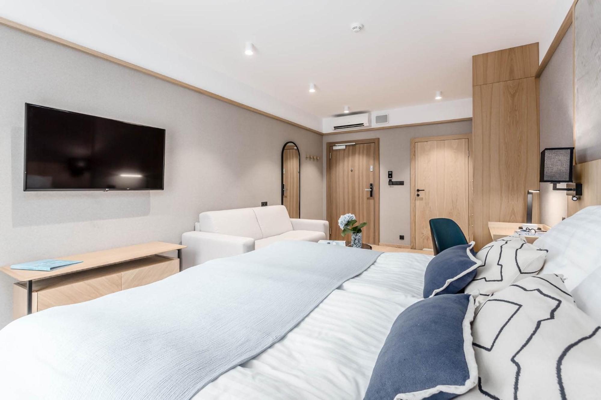 Deo Plaza - Apartamenty W Sercu Gdanska By Rent Like Home Dış mekan fotoğraf