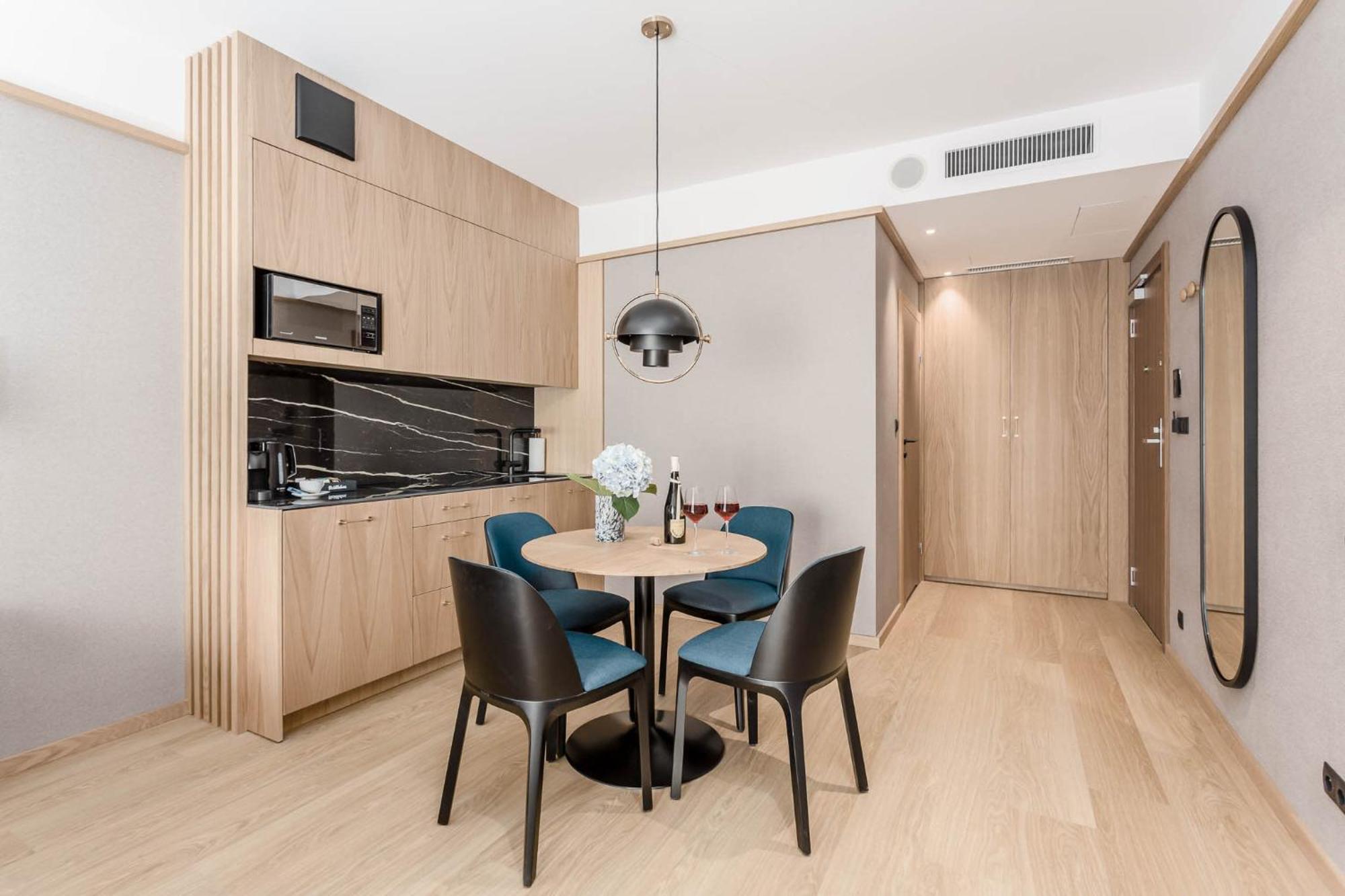 Deo Plaza - Apartamenty W Sercu Gdanska By Rent Like Home Dış mekan fotoğraf
